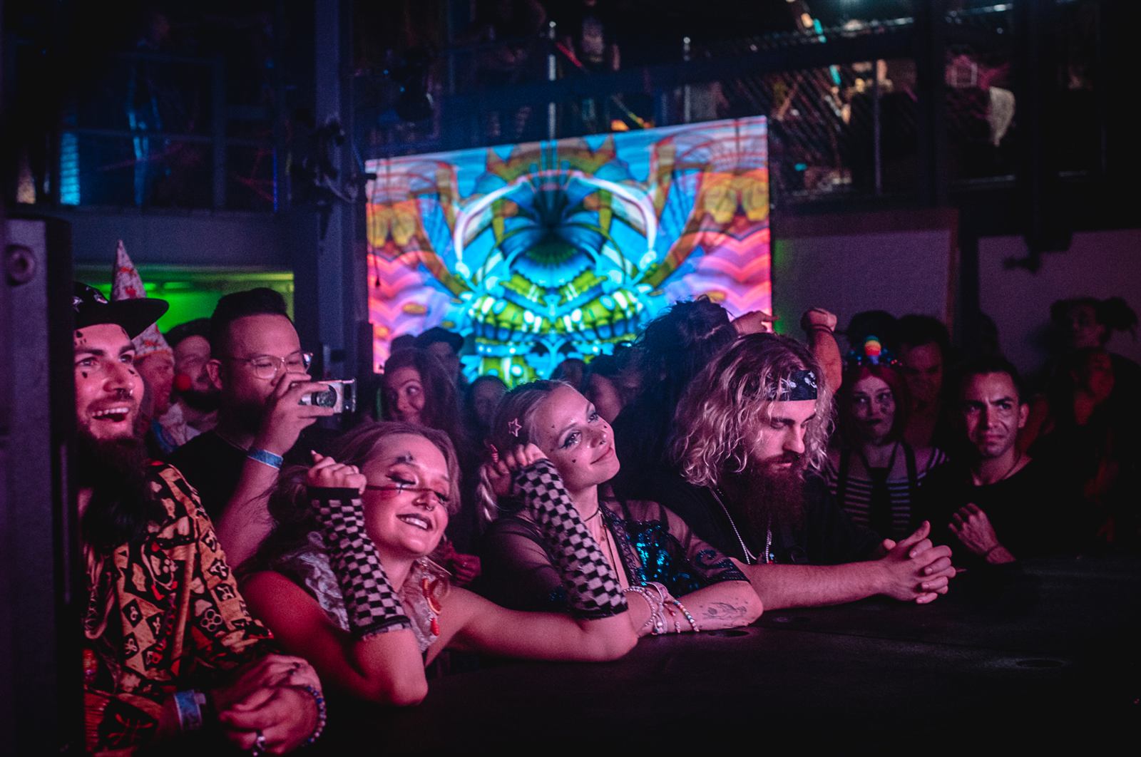 Fam Sessions show